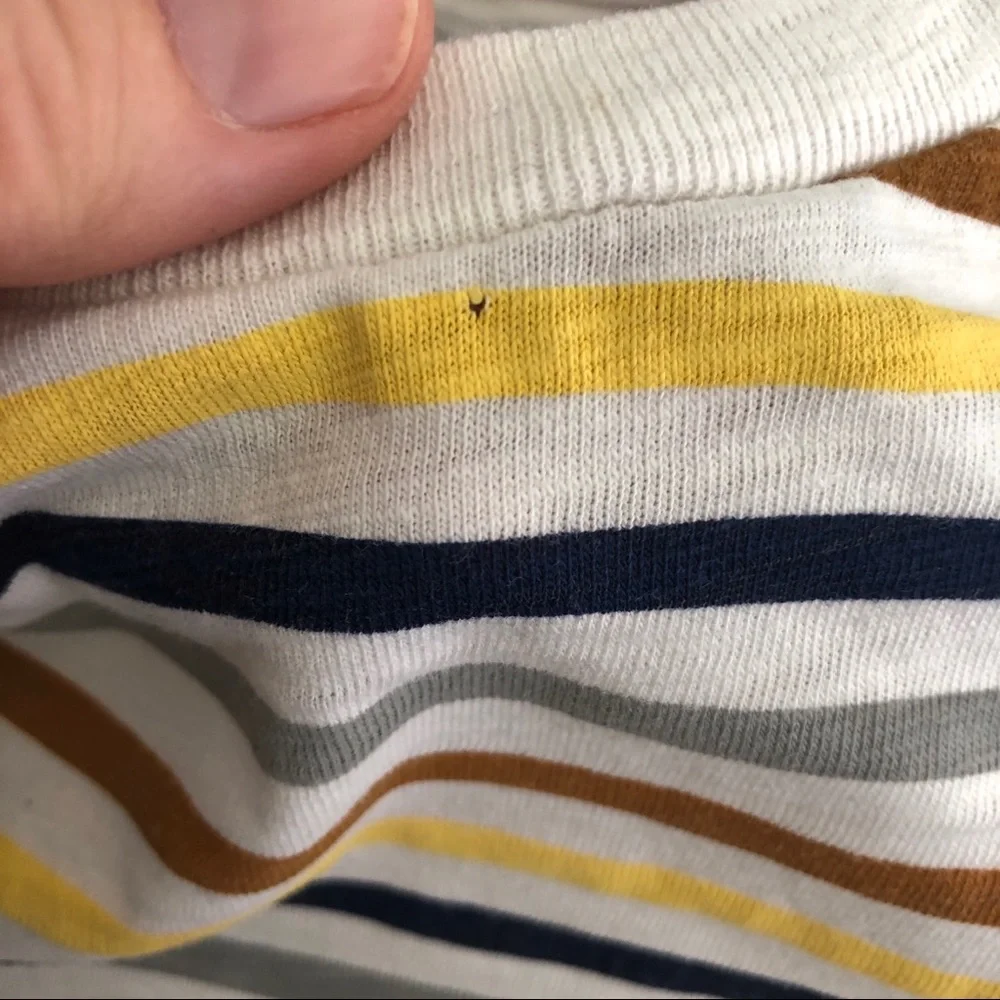 Peek tee
